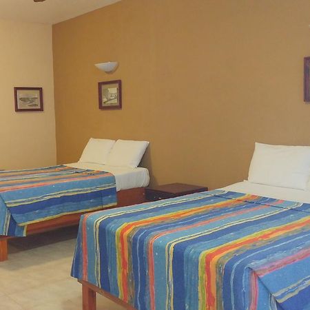 Sun Suites Cozumel Bagian luar foto