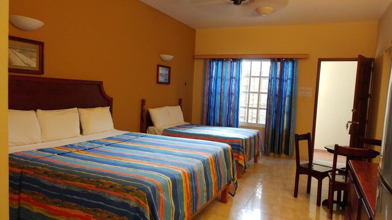 Sun Suites Cozumel Bagian luar foto