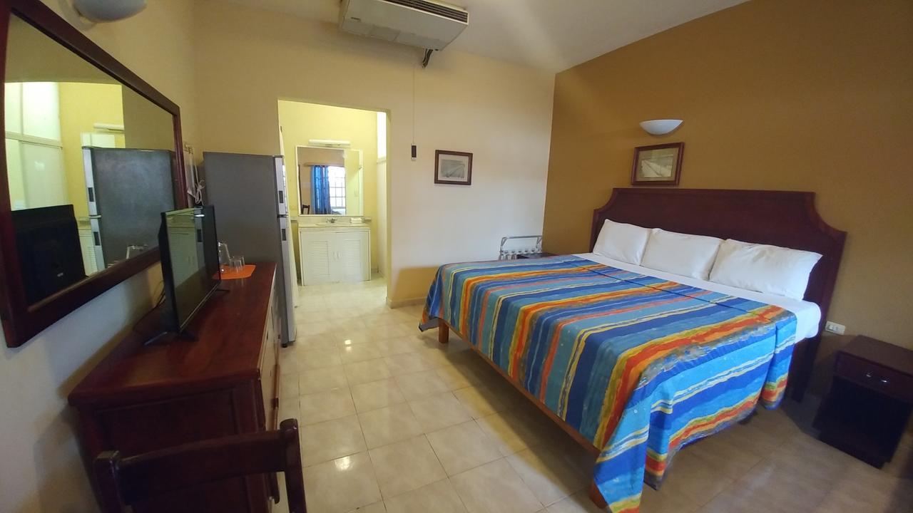 Sun Suites Cozumel Bagian luar foto