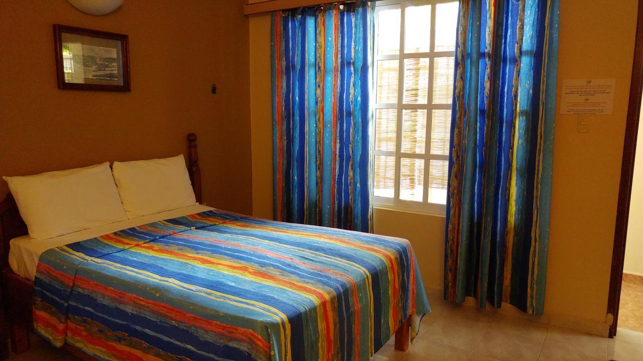 Sun Suites Cozumel Bagian luar foto