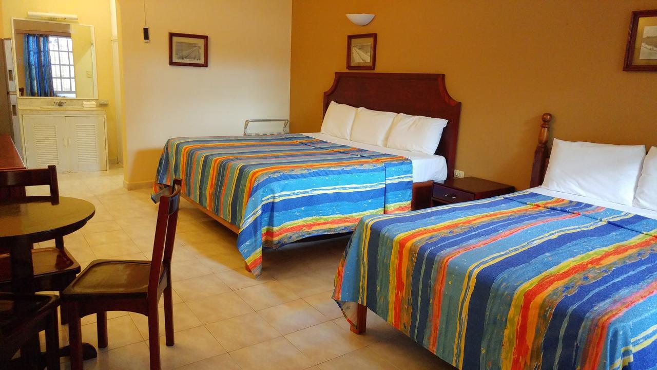 Sun Suites Cozumel Bagian luar foto