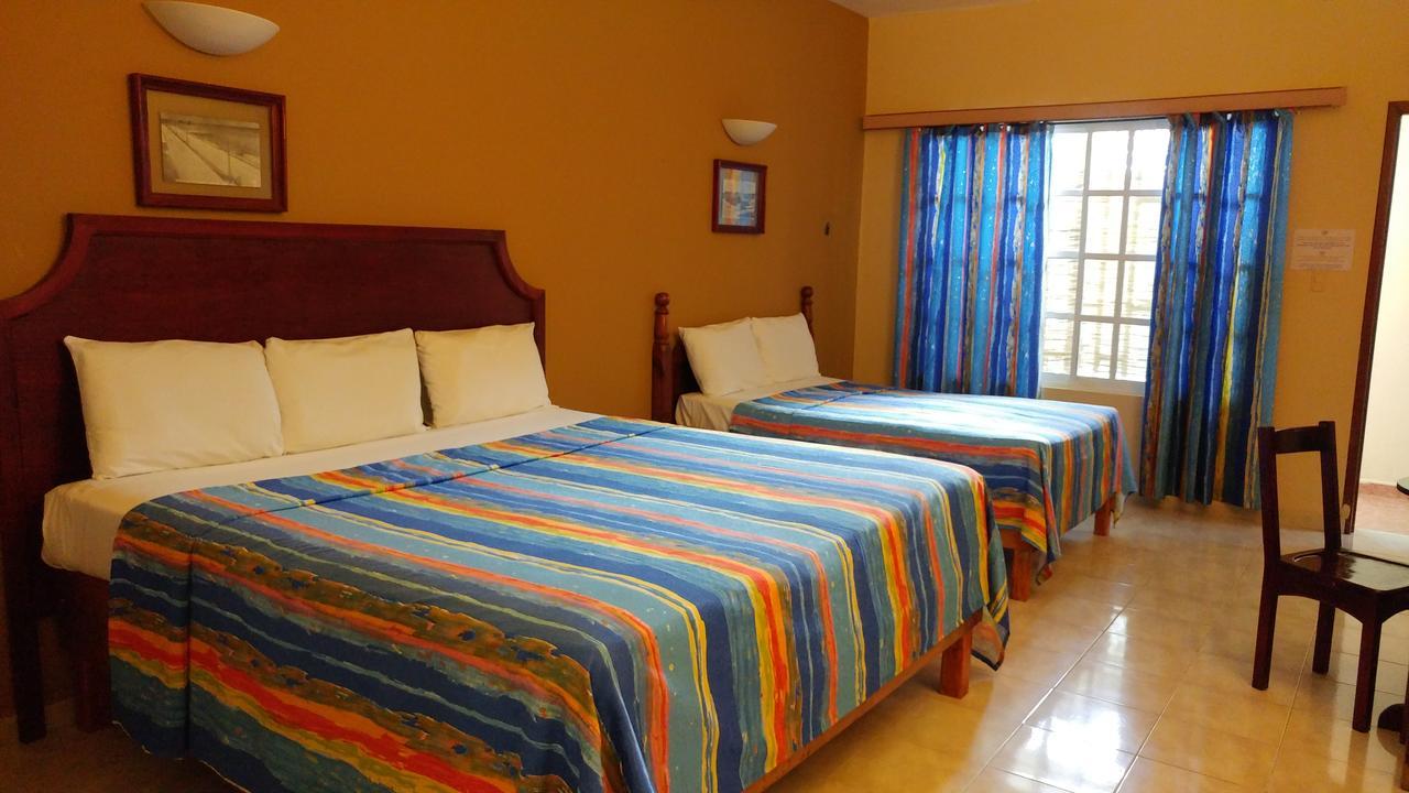 Sun Suites Cozumel Bagian luar foto