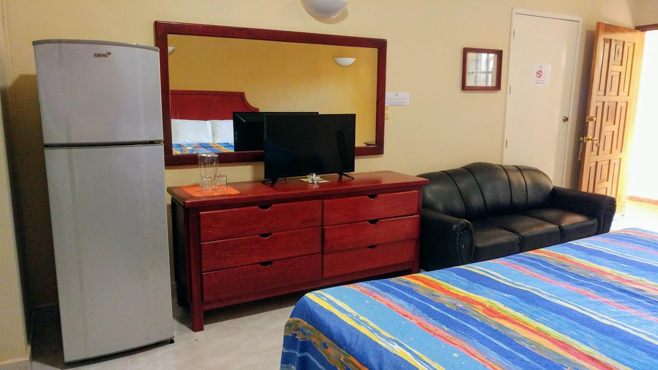 Sun Suites Cozumel Bagian luar foto