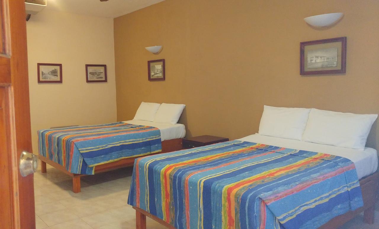 Sun Suites Cozumel Bagian luar foto