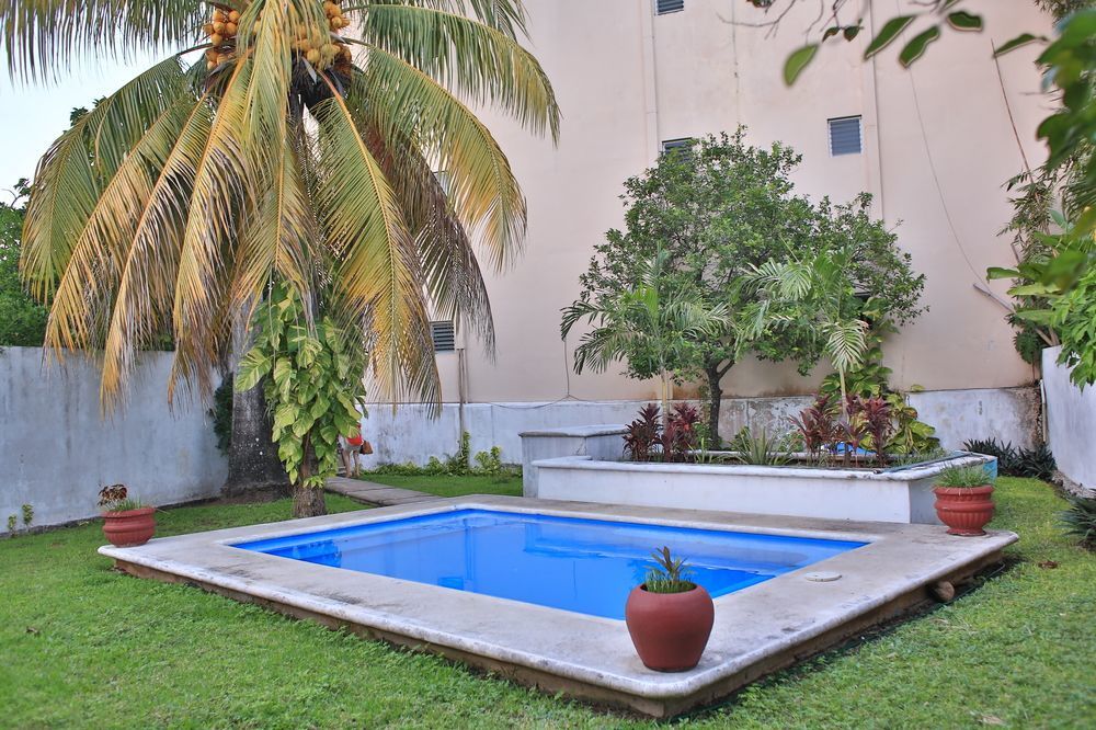 Sun Suites Cozumel Bagian luar foto